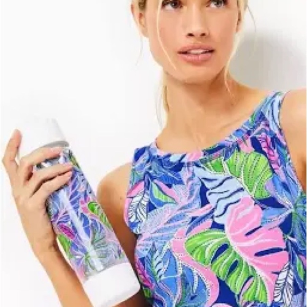 NWB Lilly Pulitzer Plastic Water Bottle